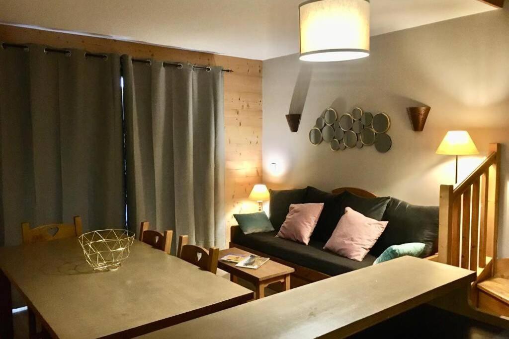 Apt 2 Chambres En Duplex Chalet Des Rennes Vars 2000M Piscine Interieure Et Exterieure ภายนอก รูปภาพ